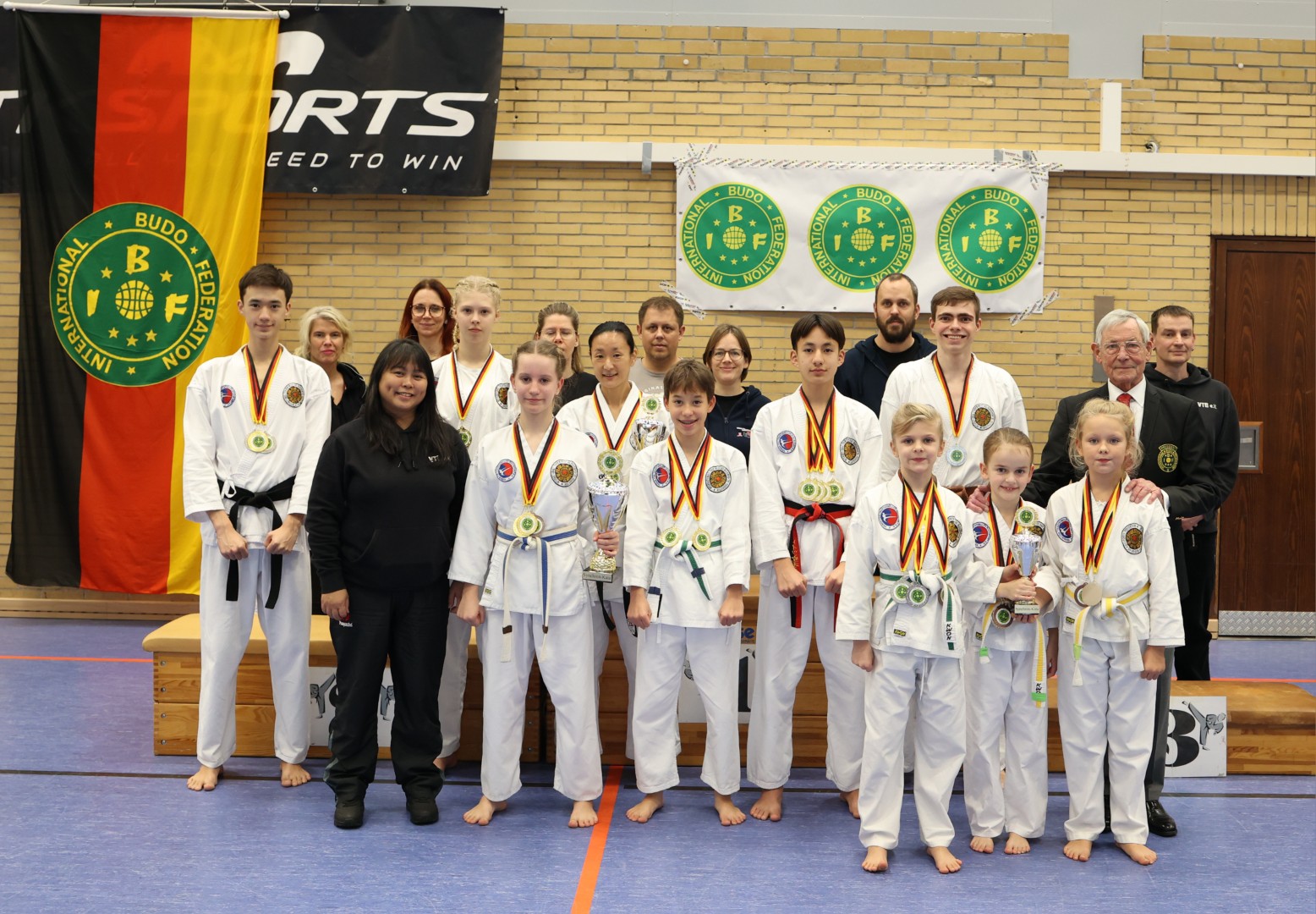 IBF DM 2005_Gruppenfoto(Groß) Gruppenfoto